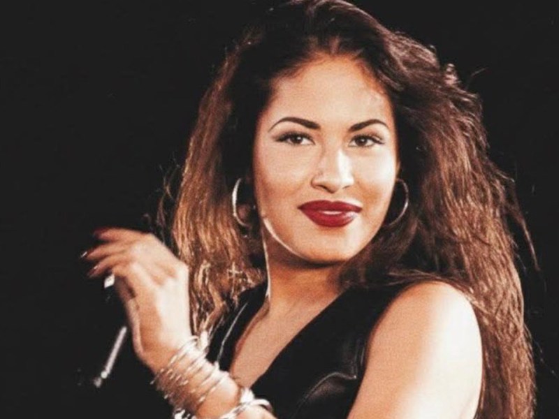 Selena’s GRAMMY-Winning ‘Live!’ Album Returns With Unreleased Performance