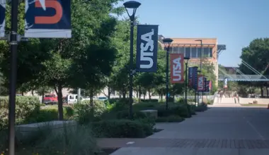 UT-San Antonio School of Dentistry ranks among nation's best in new study