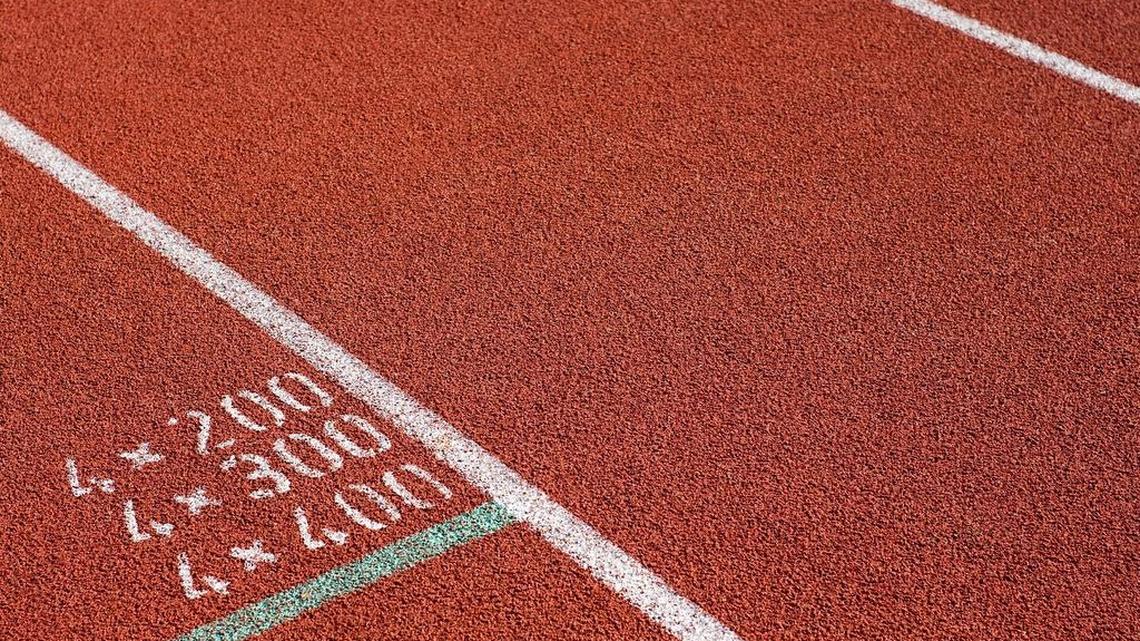 Arlington Oakridge shot putter Wyatt Gray is No. 3 in Texas