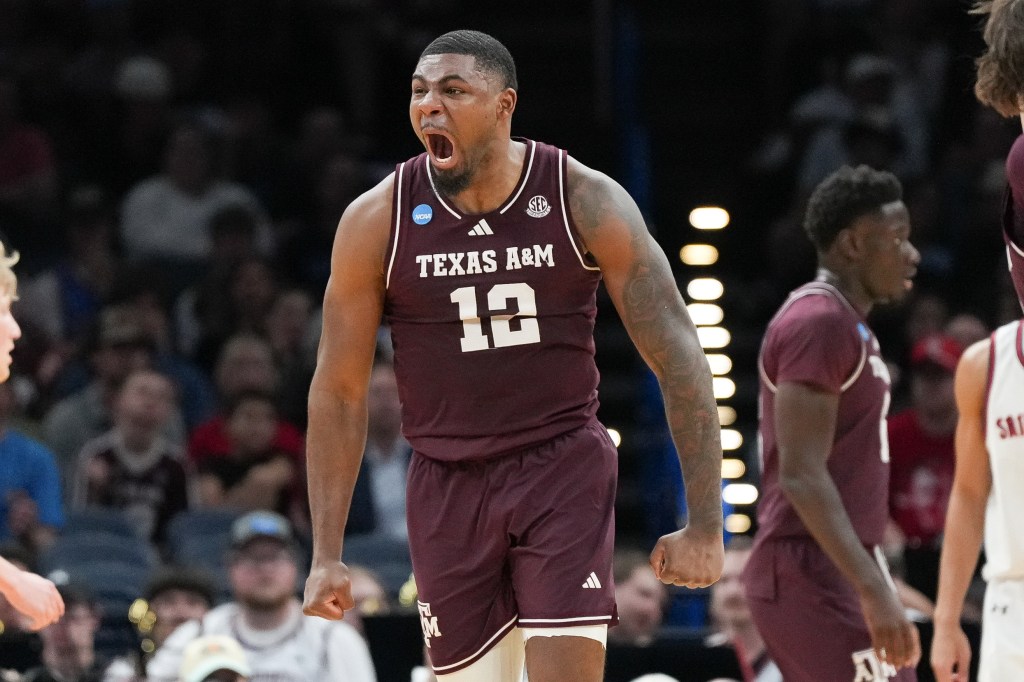 Rashaun Agee celebrates for Texas A&M during the NCAA Tournament.