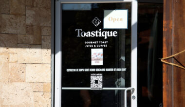 Toastique reopens in West El Paso focused on healthy, locally sourced menu