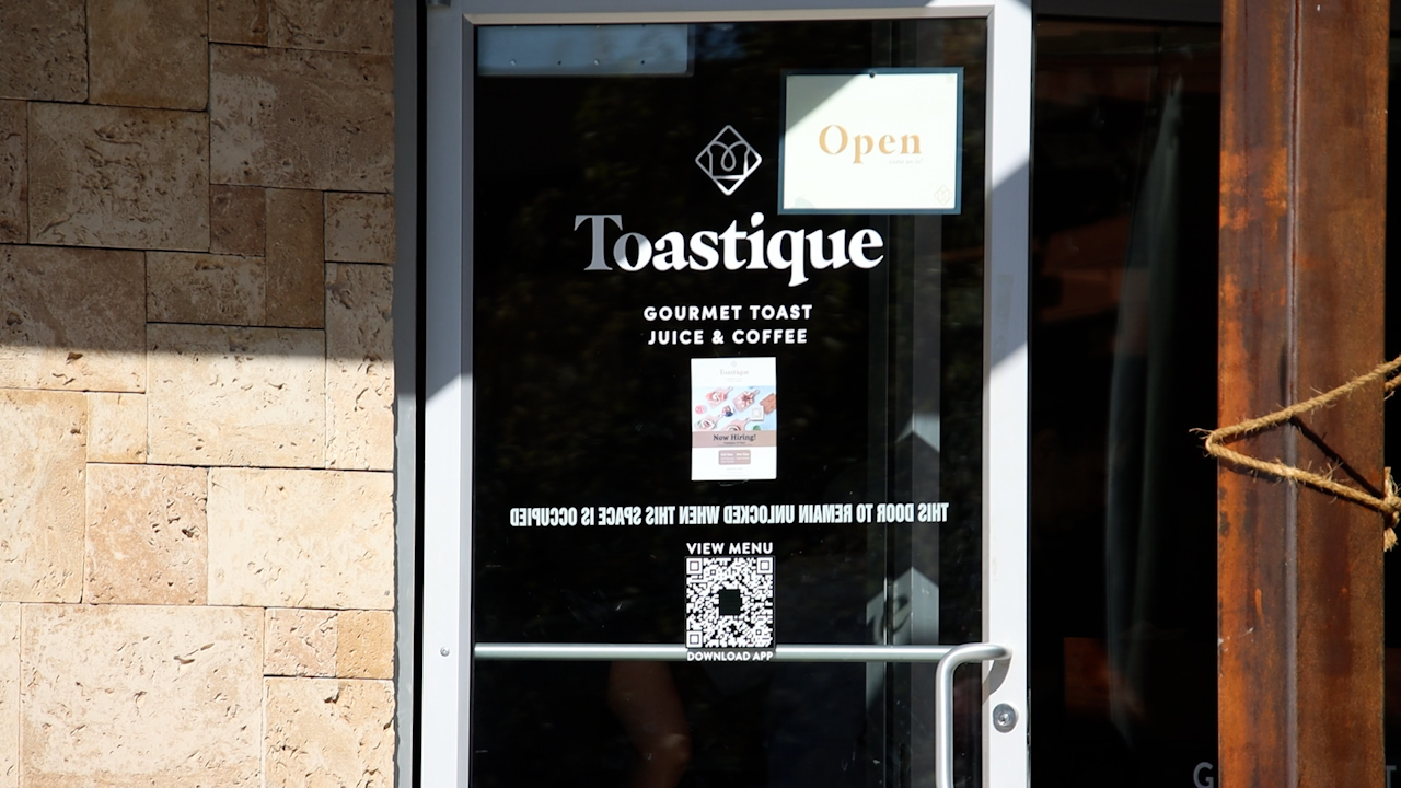 Toastique reopens in West El Paso focused on healthy, locally sourced menu