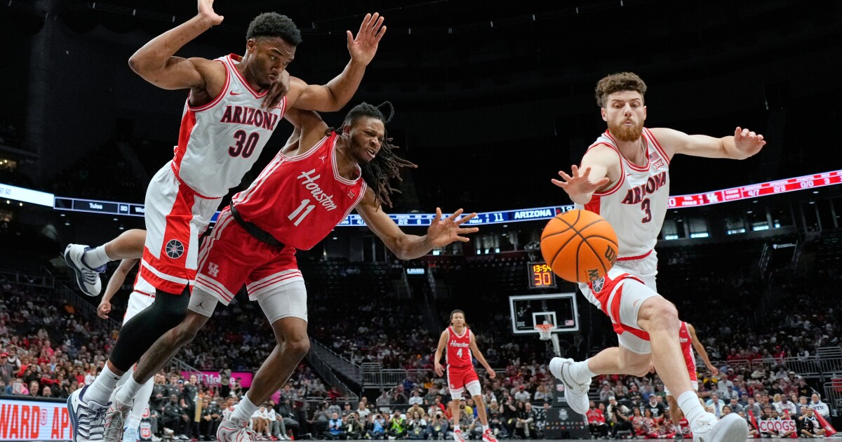 No. 2 Arizona beats No. 5 Houston 79-74 in Big 12 final