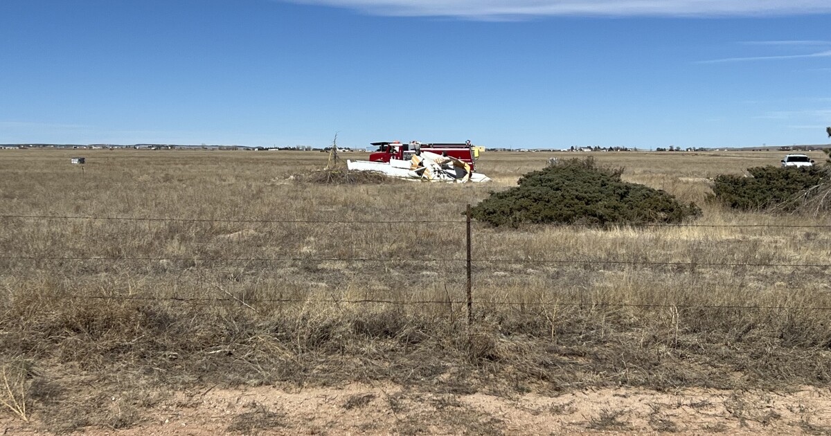 Small plane crashes in El Paso County Saturday morning