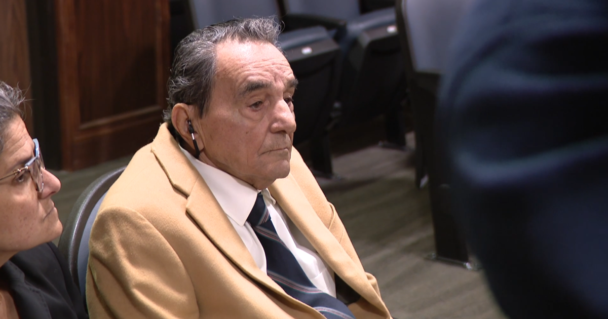 Judge issues temporary gag order in Manassian sex trafficking case