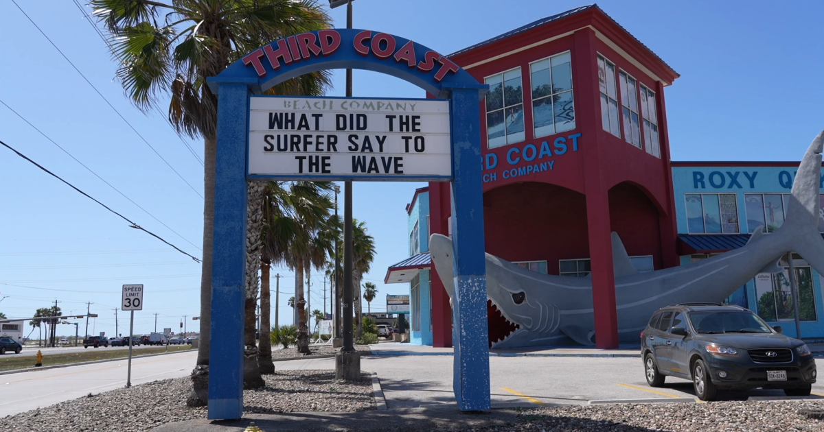 Padre Island businesses see major boost from spring break crowds