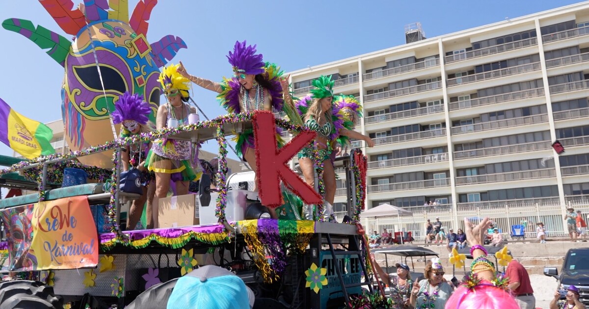 Barefoot Mardi Gras breaks records with largest parade in its history