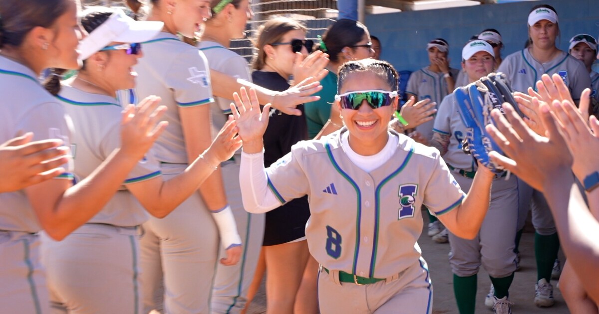 Islanders softball shut out UTSA 7-0 in non-conference home opener