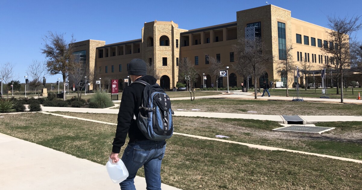 Texas Public Radio conducting second survey of San Antonio college students