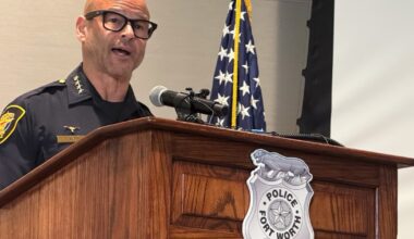 Video shows Fort Worth man shot by police after cutting own neck with a bottle, charging at officer