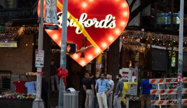 As Buford's reopens a week after shooting, supporters say they're 'not going to be afraid'