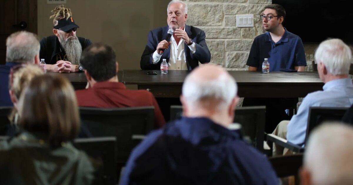 Arlington mayor hopeful misses candidate forum, organizer criticizes absence