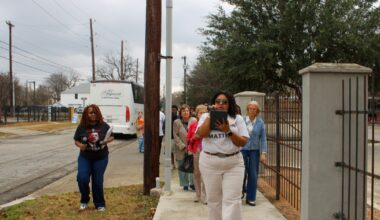San Antonio bus tour revisits 'Green Book' sites where Black travelers found refuge during Jim Crow