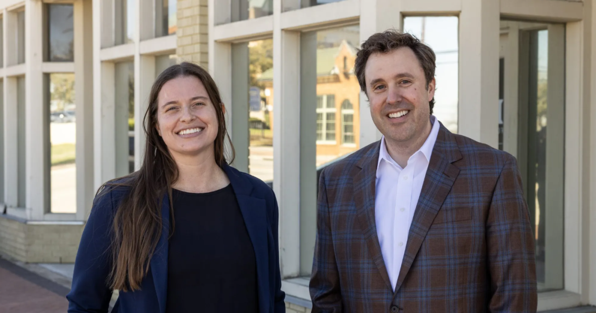 Tarrant Republican, Democratic party leaders discuss voter turnout, hand-counting ballots