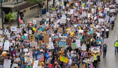 ‘We didn’t want a king, and we won’t have one’: Third ‘No Kings’ protest draws thousands in downtown San Antonio