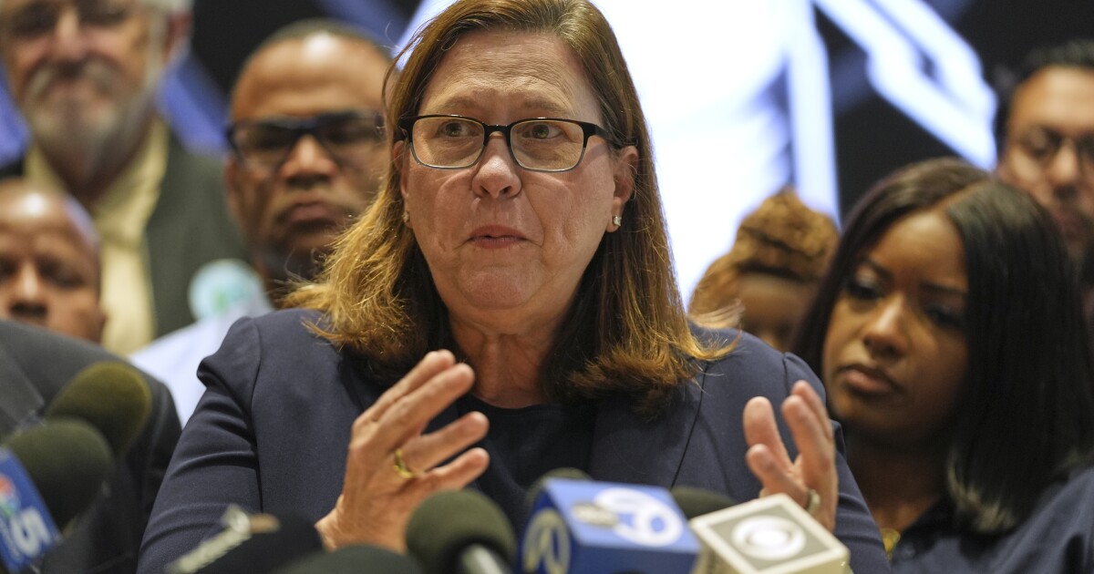 Dallas congresswoman renews push for polling place notifications after Election Day confusion