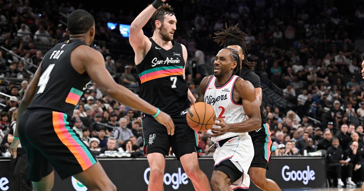 Clippers give up 25-point lead in loss to Victor Wembanyama, Spurs