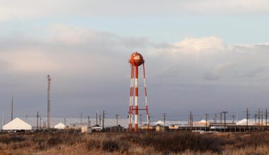 Attempted suicides, fights, pain: 911 calls reveal misery at ICE’s largest detention facility