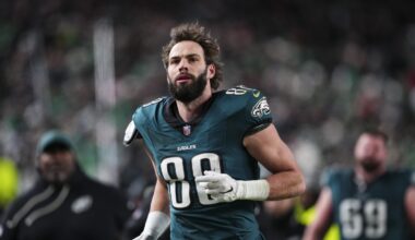 Dallas Goedert, Eagles agree to push back void date on his contract