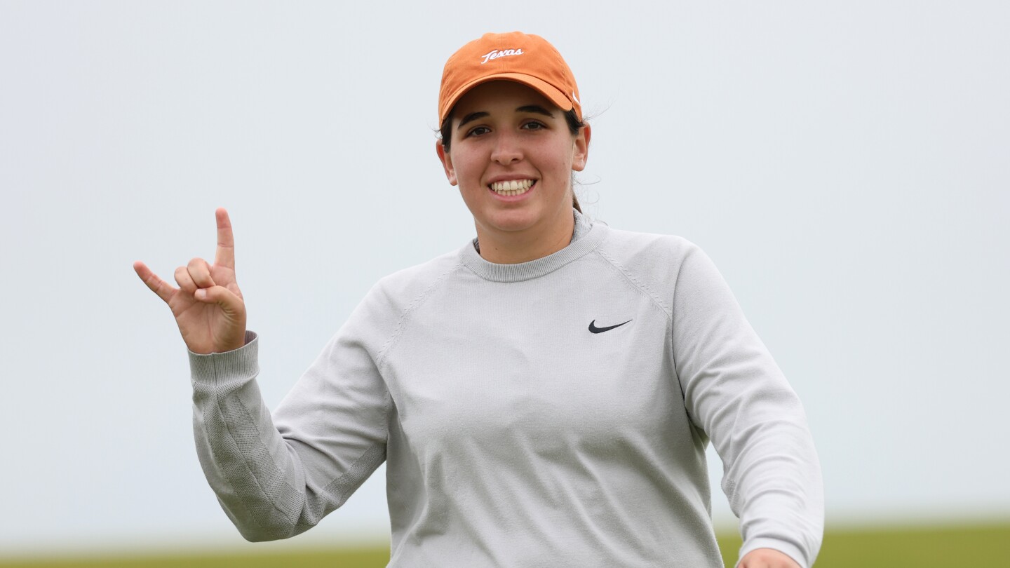 Podcast: Texas' Farah O'Keefe interview; wild finish at Hayt