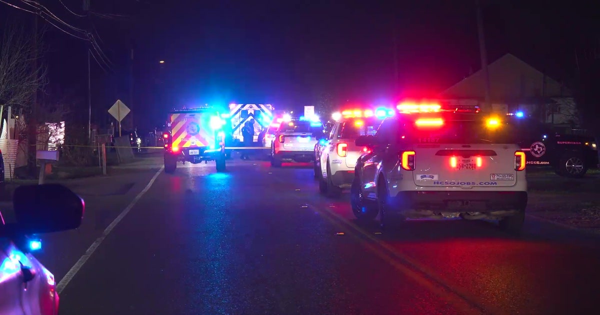 2 men, woman injured in north Harris County shooting