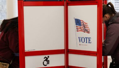 Dallas voter says poll workers tried to take back her ballot after waiting hours in line to vote in primary