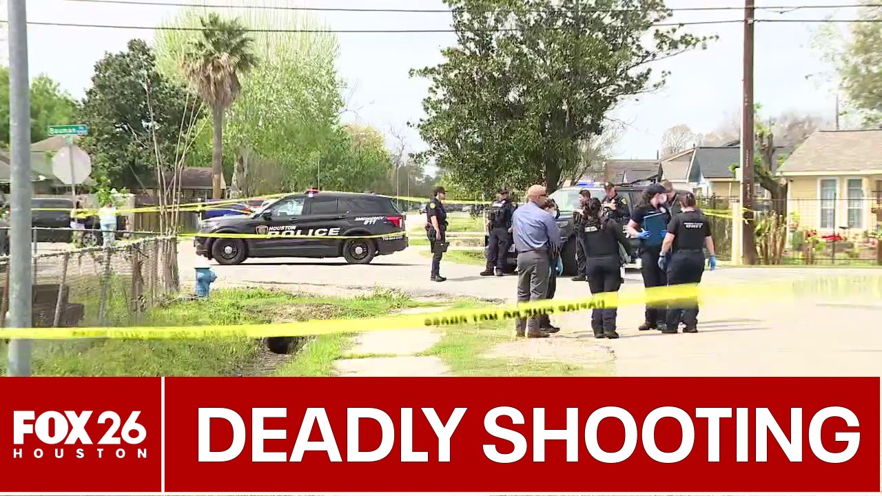 Man shot to death in North Houston