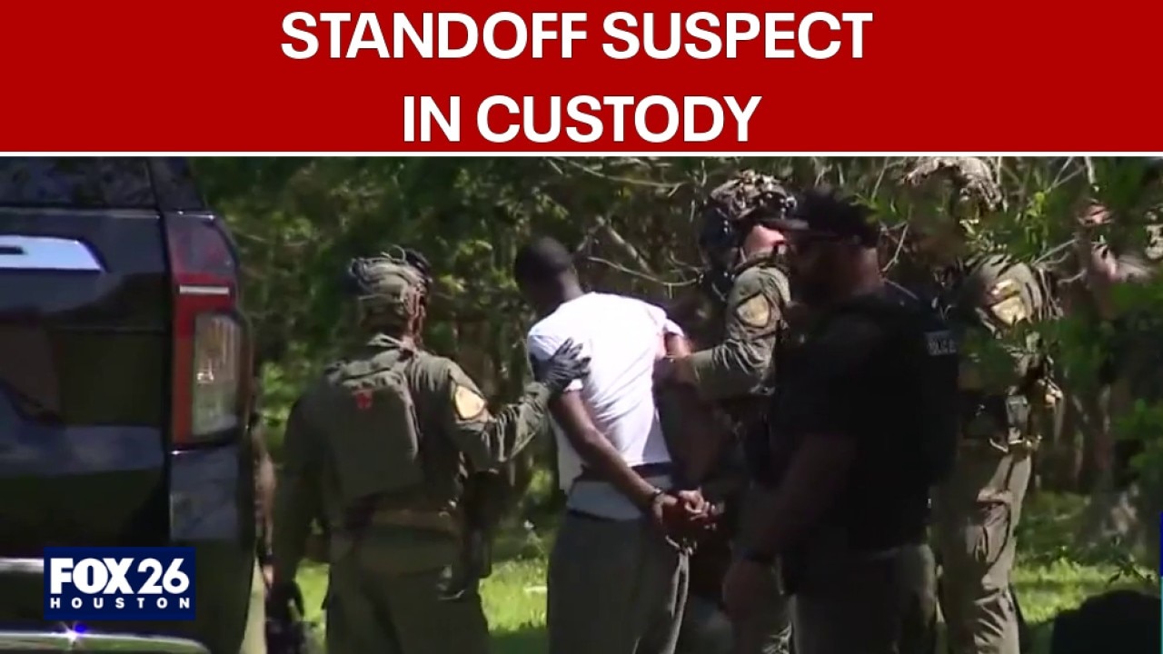 South Houston standoff suspect in custody
