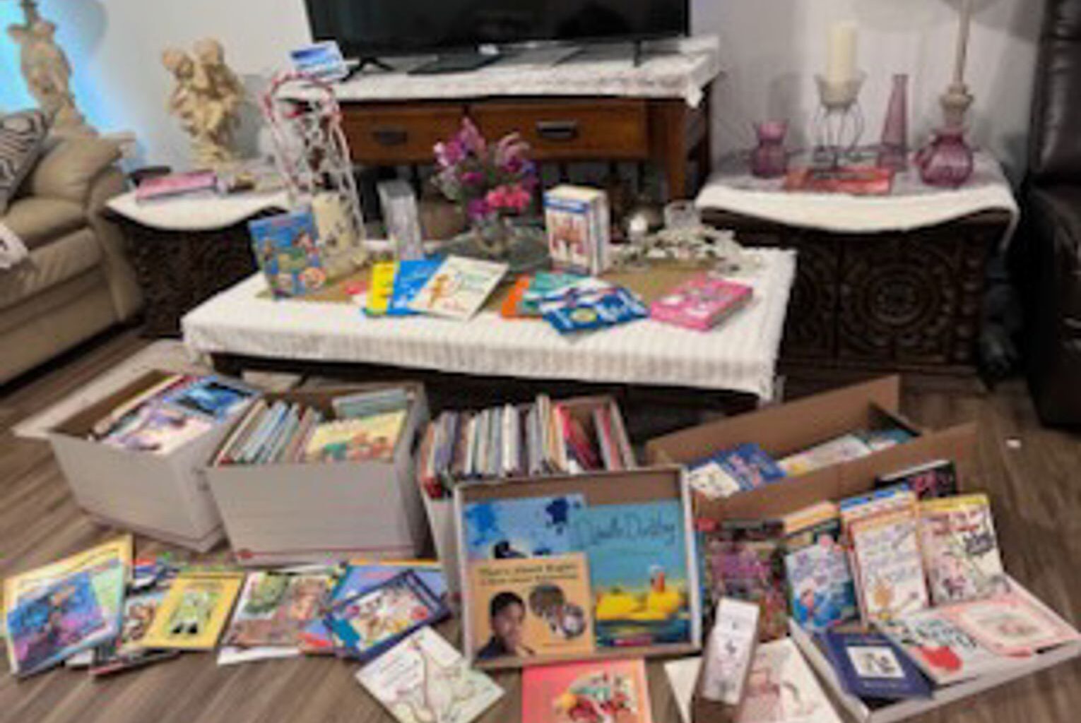 SMARTS collects books for local kids