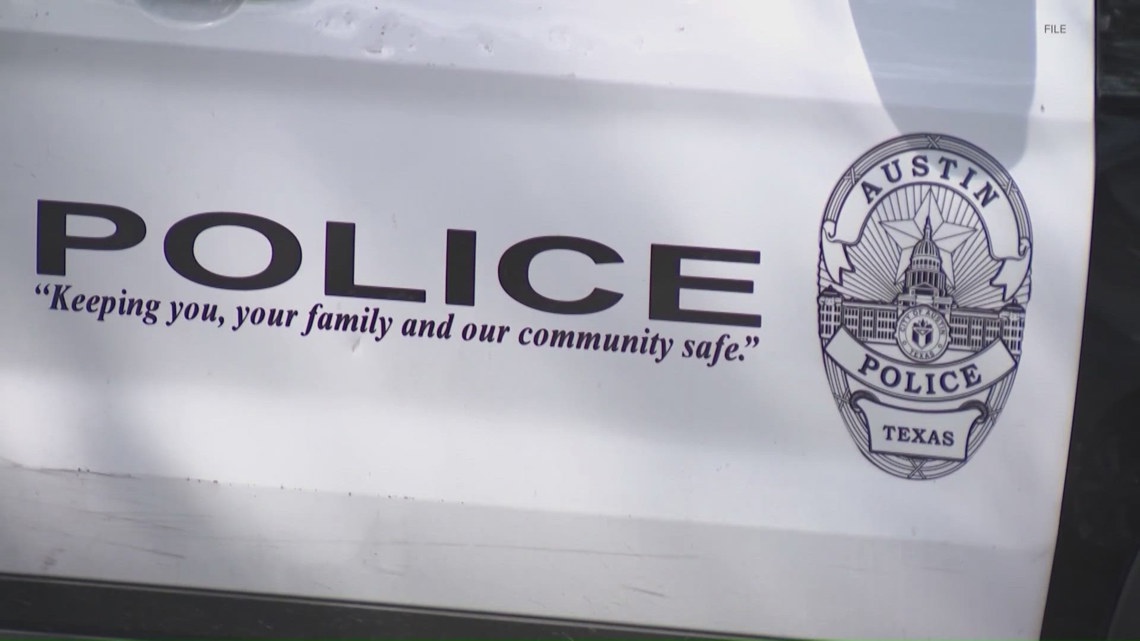Deadline extended for Austin to revise ICE-related police policy, officials say