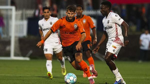 MacKinnon, Bazini lead Orange County past San Antonio