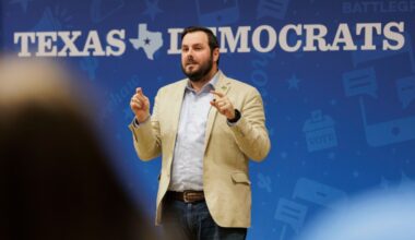 Hundreds sign letter backing Texas Dem leader Kendall Scudder