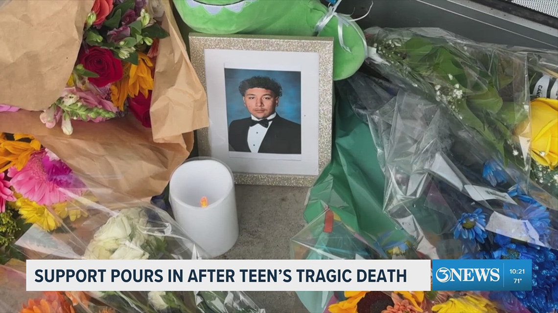 Local barbshop raises funds through haircuts for family of teen killed in Corpus Christi shooting
