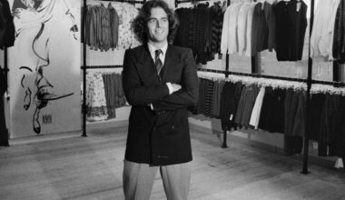 Gene Pressman, who transformed Barneys into a destination, at the Madison Avenue store in New York in 1981. (Keith Meyers/The New York Times)