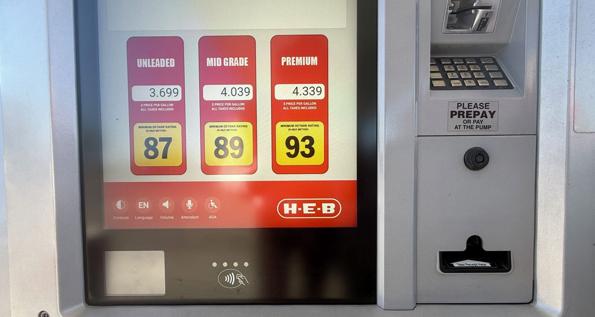 H-E-B digital gas pumps raises questions on screen time