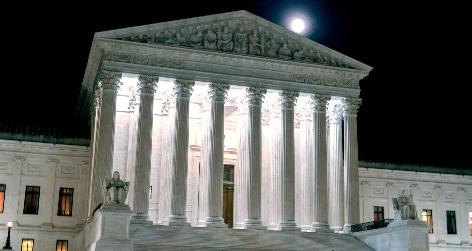 Supreme Court hears high-profile fight over Trump's bid to limit birthright citizenship