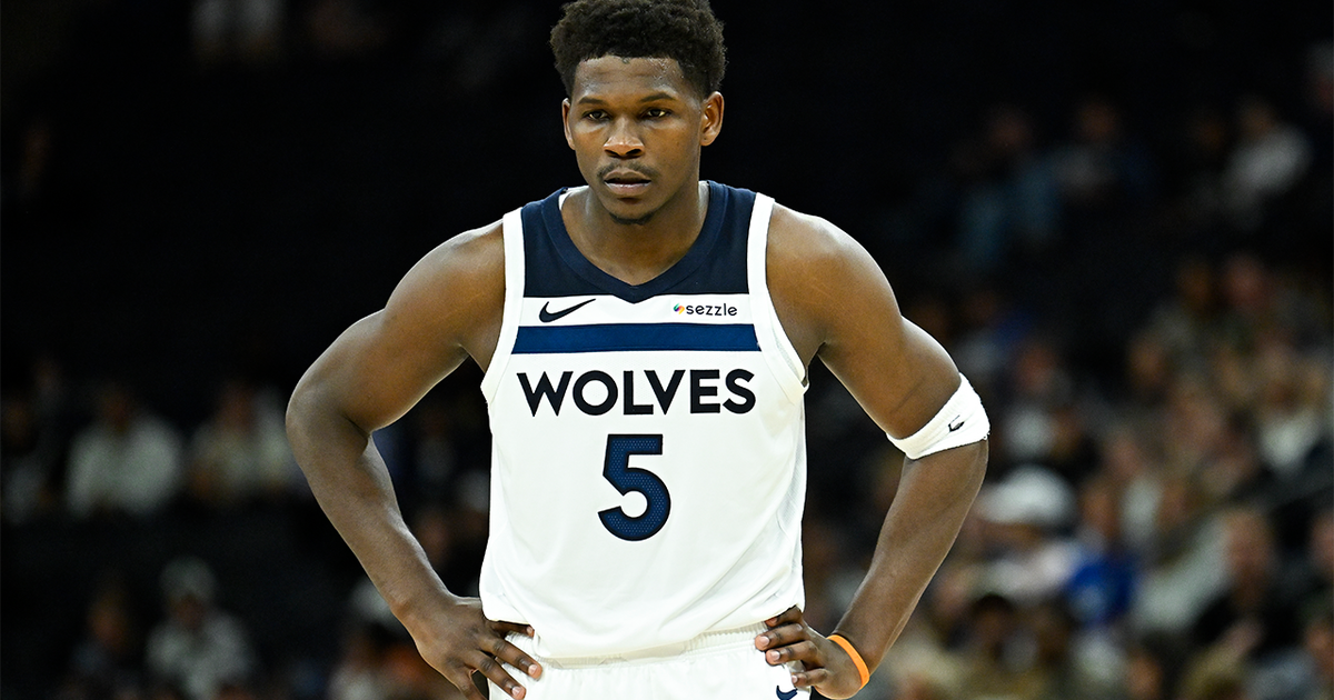 Anthony Edwards misses opening tip at Dallas due to pregame poop