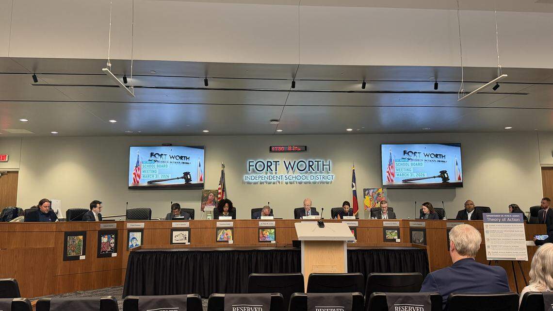 Fort Worth ISD school board names leaders in first meeting