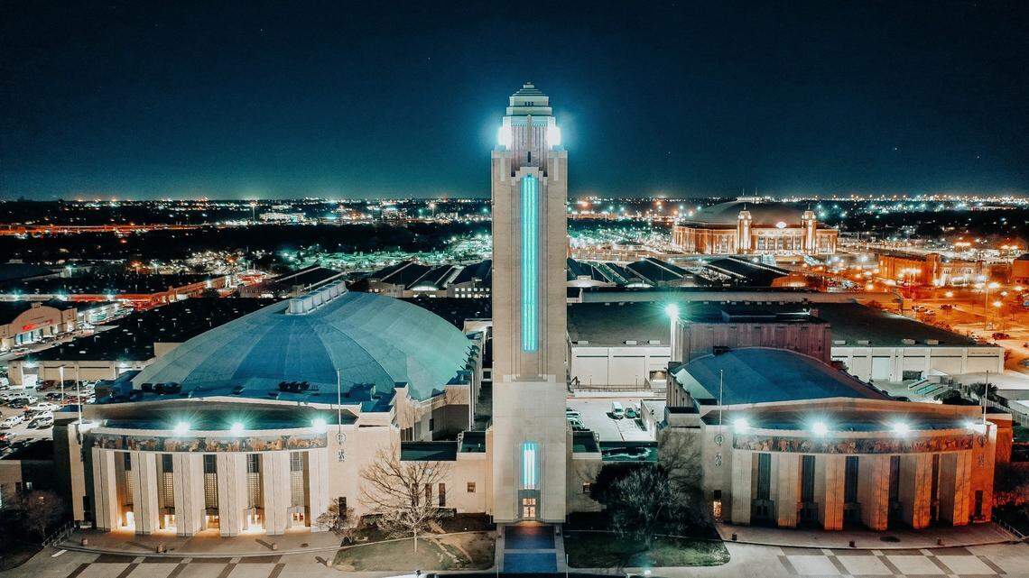 Fort Worth to pay $510,000 to end Will Rogers contract