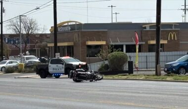 1 in custody after police chase ends in crash near 4th & Bangor