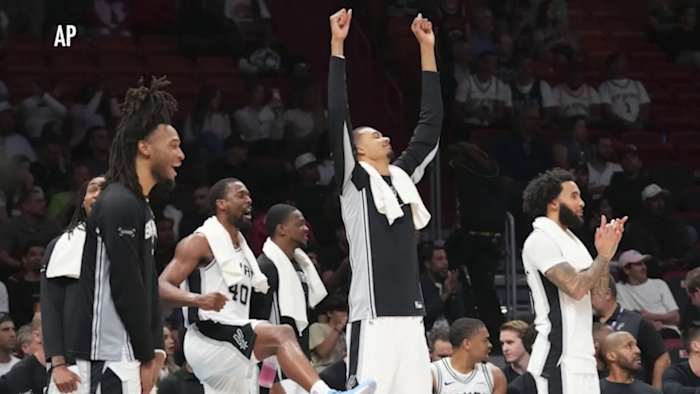San Antonio fans celebrate Spurs’ playoff return for first time in years