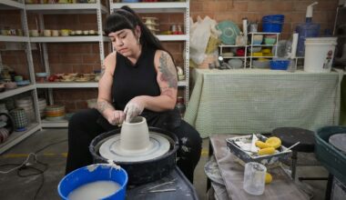 Houston server grows pottery business with restaurant clients