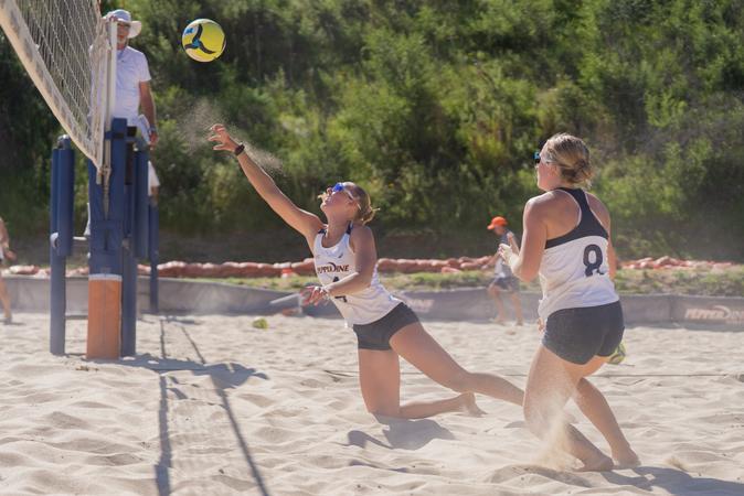 Beach Volleyball Takes to Texas for Islanders Classic