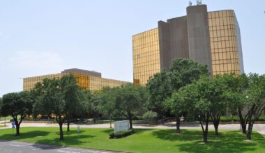 Stemmons Freeway gold towers once home to Mary Kay becoming apartments