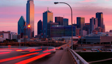 Trinity River bridges crash into Dallas' convention center