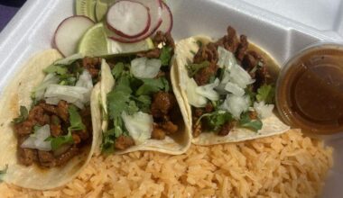 I found $1 street tacos at a north Fort Worth food truck