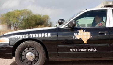 DPS arrests man after chase ends in crash in San Antonio