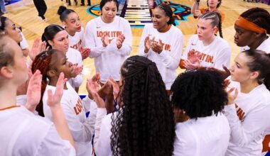 Texas women's basketball fans cheer on team in Final Four