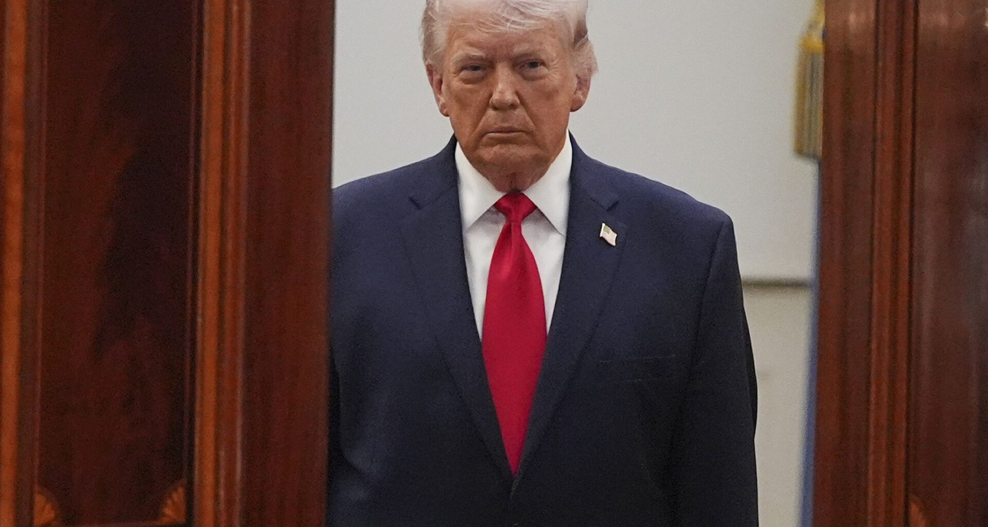 Trump's go-it-alone certainty confronts the uncertainties of war