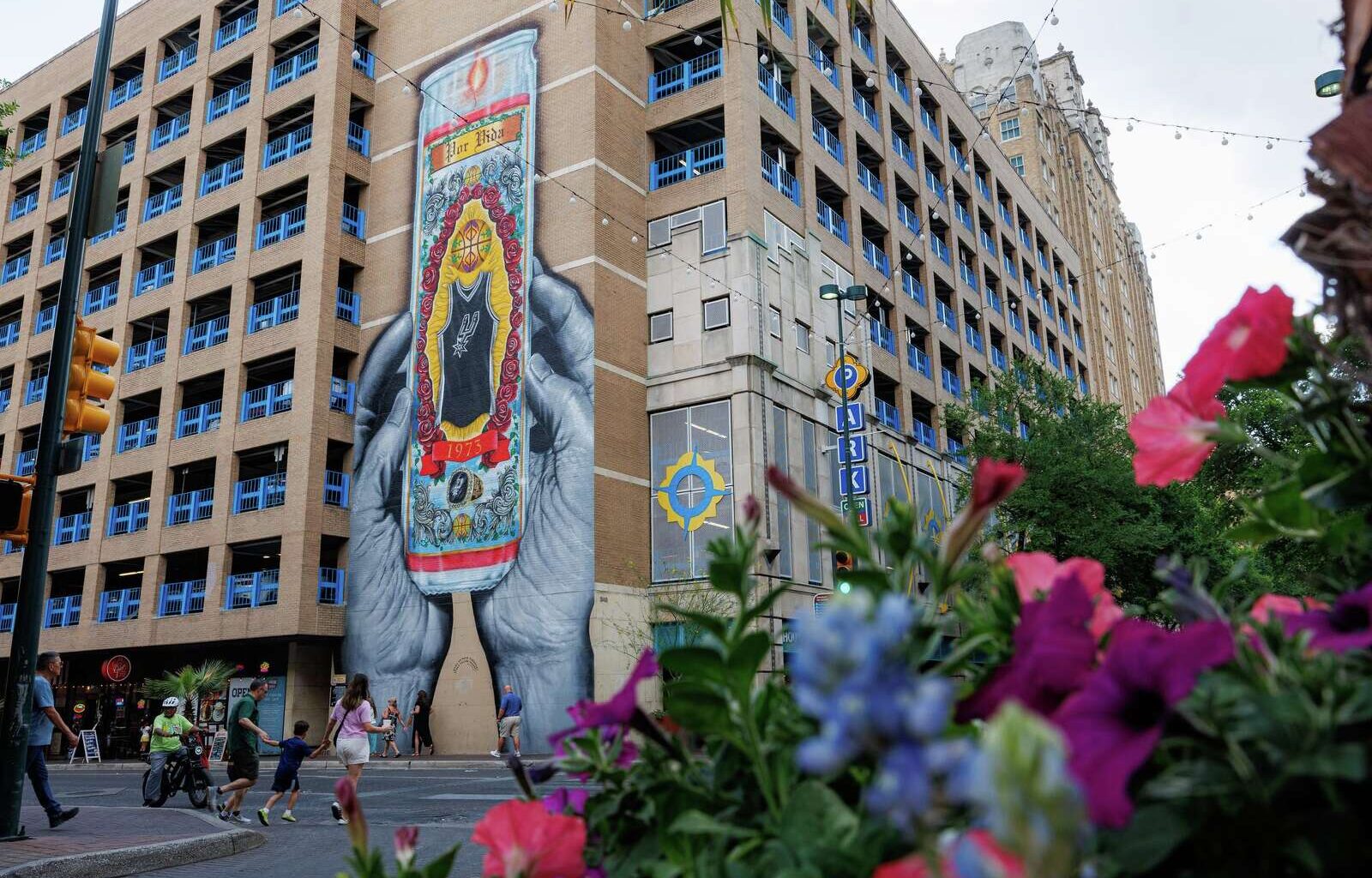 Where to find the best Spurs murals in San Antonio